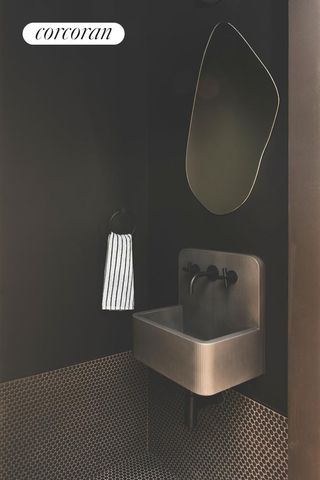 172 N 6TH Street, New York City, NY 11211