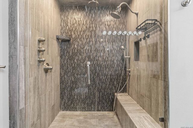 25107 SUMMIT SPGS, San Antonio, TX 78258