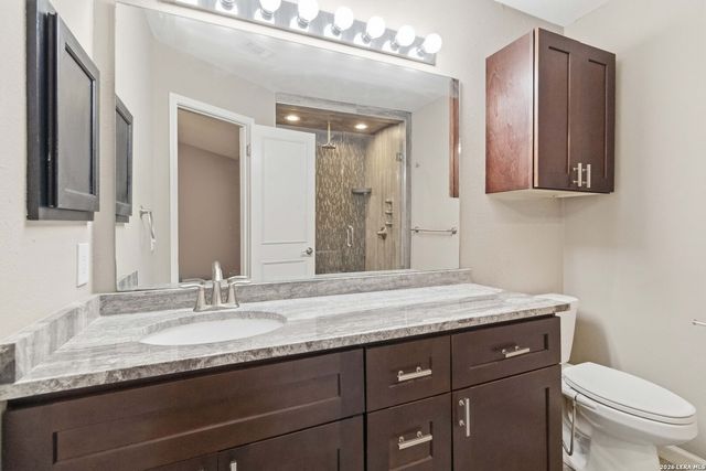 25107 SUMMIT SPGS, San Antonio, TX 78258