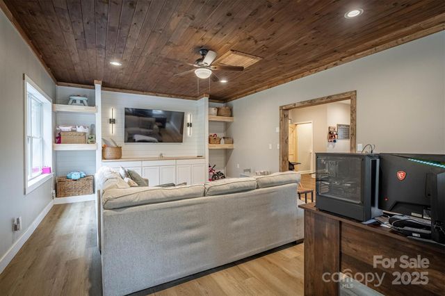 4447 Steeltown Road, Lenoir, NC 28645