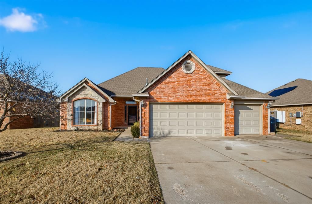 2001 Breakers West Boulevard, Oklahoma City, OK 73128