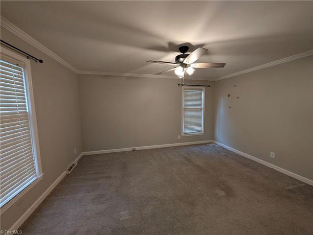 4406 Wild Oak Lane, Greensboro, NC 27406