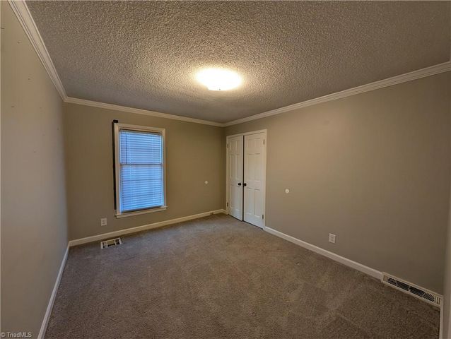 4406 Wild Oak Lane, Greensboro, NC 27406