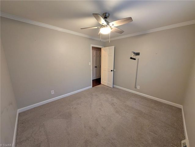 4406 Wild Oak Lane, Greensboro, NC 27406