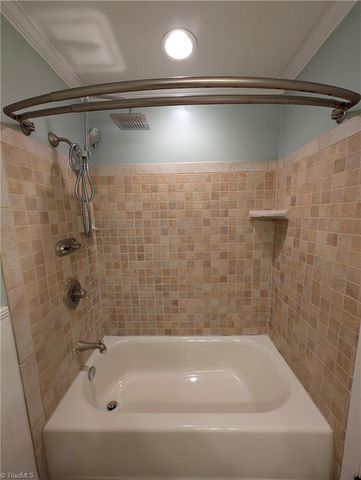 4406 Wild Oak Lane, Greensboro, NC 27406