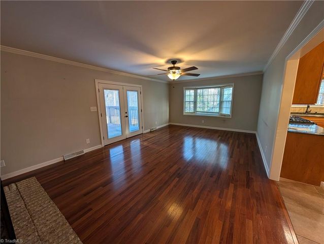 4406 Wild Oak Lane, Greensboro, NC 27406