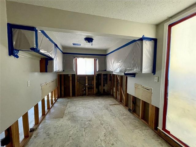 1079 Riverbend Club SE Drive 1079, Atlanta, GA 30339