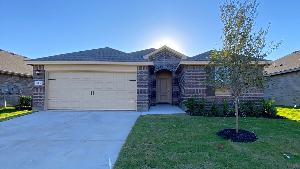 529 MARSH Street, Cleburne, TX 76033