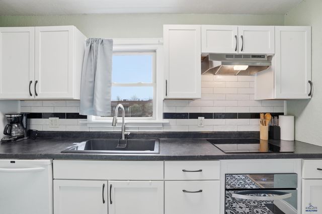 502 COLUMBUS, Rapid City, SD 57701