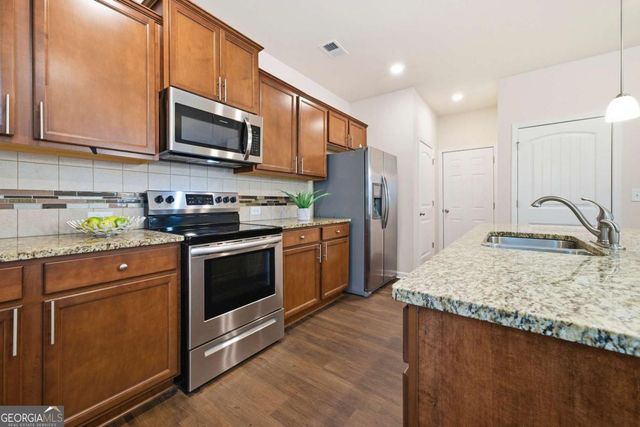 6561 Bluffview Drive, Douglasville, GA 30134