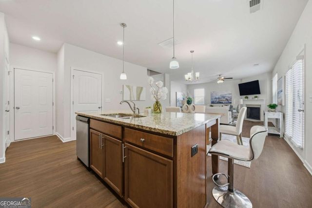 6561 Bluffview Drive, Douglasville, GA 30134