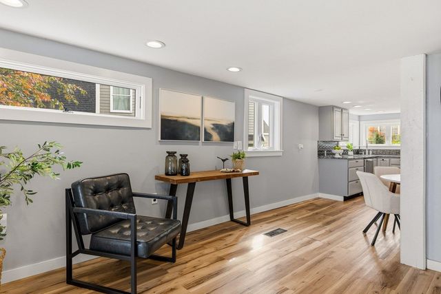 20 Wentworth Terrace, Dover, NH 03820