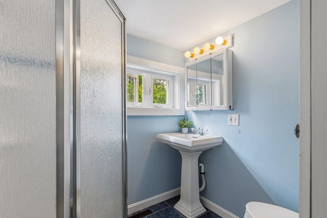 20 Wentworth Terrace, Dover, NH 03820