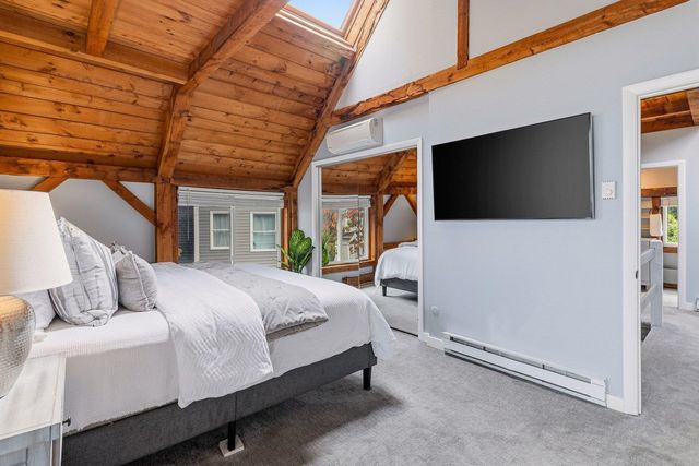20 Wentworth Terrace, Dover, NH 03820