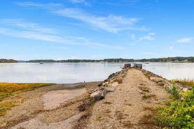 20 Wentworth Terrace, Dover, NH 03820