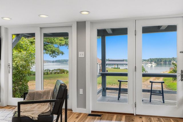 20 Wentworth Terrace, Dover, NH 03820