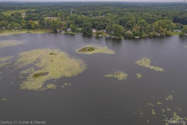 117 STUDER Drive, Leoni Township, MI 49240