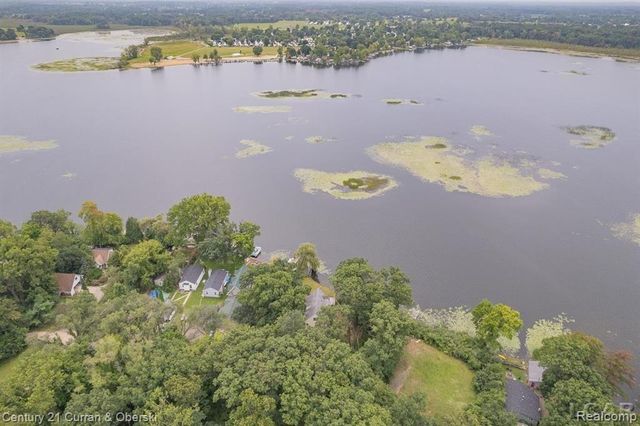 117 STUDER Drive, Leoni Township, MI 49240