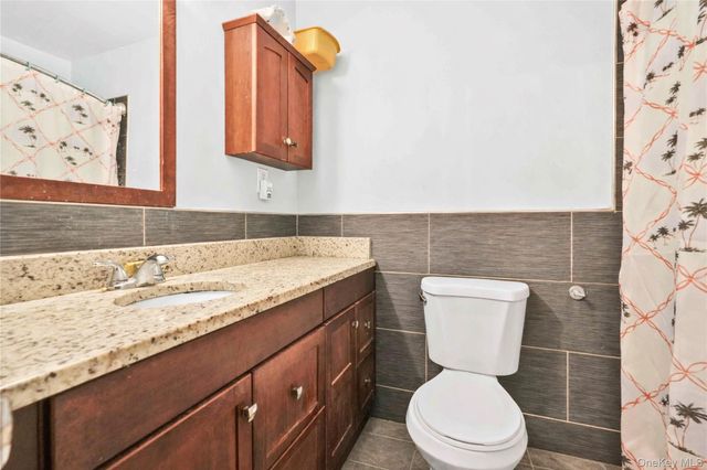 2069 Seward Avenue, Bronx, NY 10473