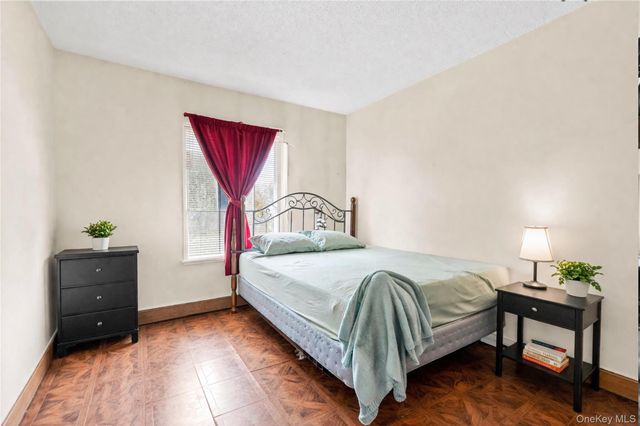 2069 Seward Avenue, Bronx, NY 10473