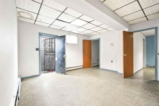 2069 Seward Avenue, Bronx, NY 10473