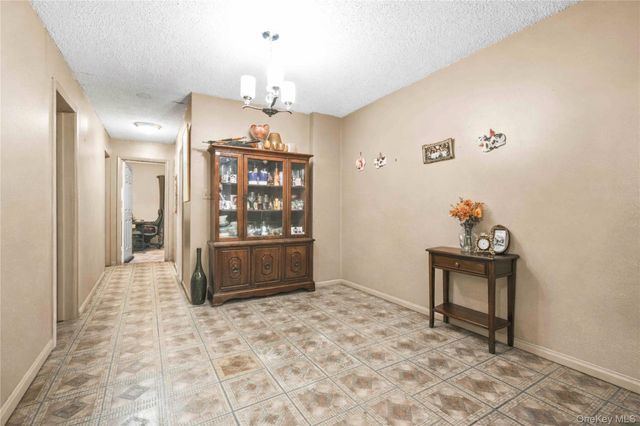 2069 Seward Avenue, Bronx, NY 10473