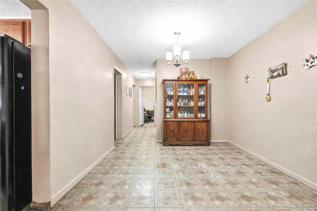 2069 Seward Avenue, Bronx, NY 10473