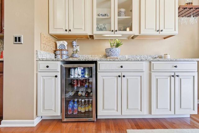 8877 Woodside Street, Canal Winchester, OH 43110