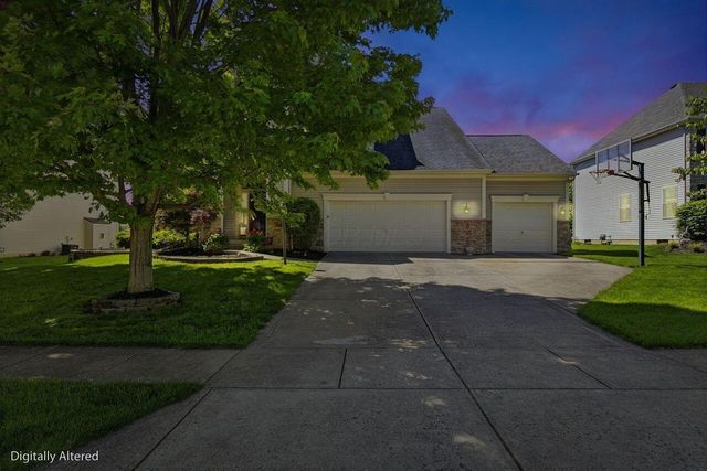 8877 Woodside Street, Canal Winchester, OH 43110