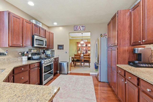 8877 Woodside Street, Canal Winchester, OH 43110
