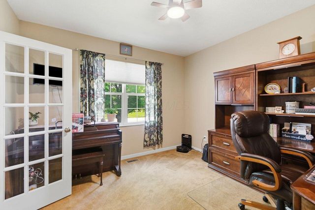 8877 Woodside Street, Canal Winchester, OH 43110