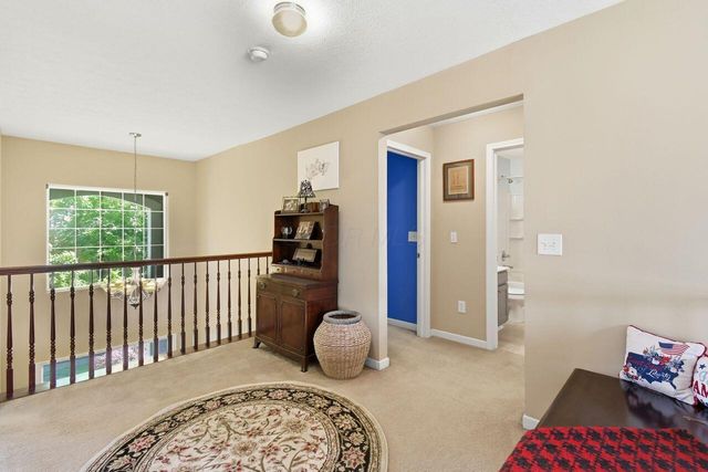 8877 Woodside Street, Canal Winchester, OH 43110