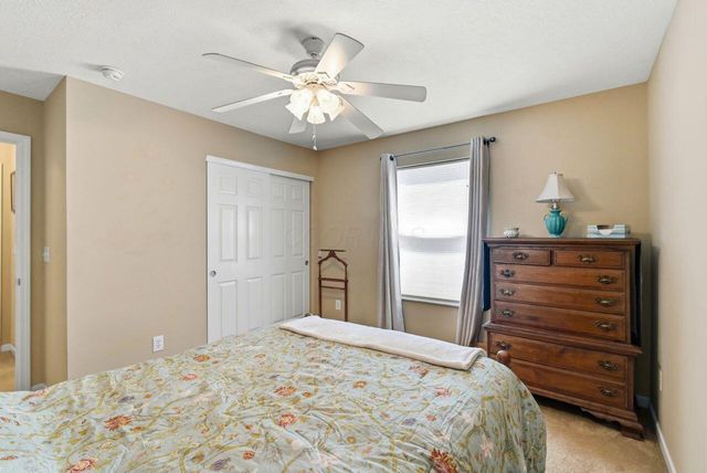 8877 Woodside Street, Canal Winchester, OH 43110