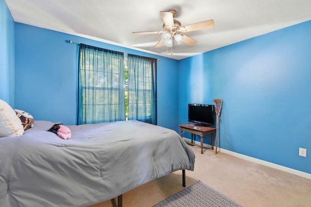 8877 Woodside Street, Canal Winchester, OH 43110