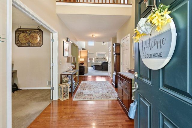 8877 Woodside Street, Canal Winchester, OH 43110