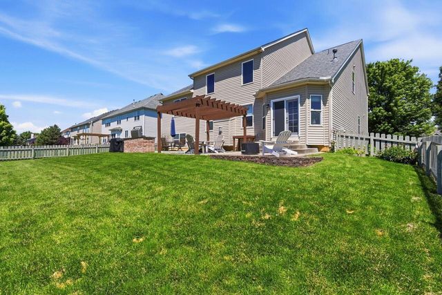 8877 Woodside Street, Canal Winchester, OH 43110