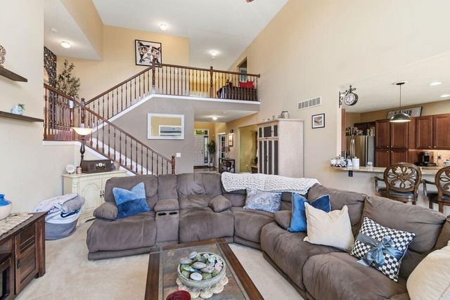 8877 Woodside Street, Canal Winchester, OH 43110