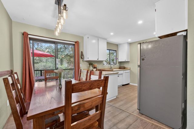 11534 Buckeye Cir, Penn Valley, CA 95946