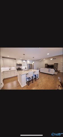 2525 Celia Court, Huntsville, AL 35803