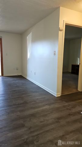 909 ravens crest Drive E, Plainsboro, NJ 08536