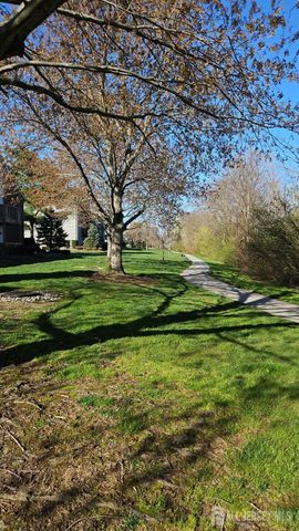 909 ravens crest Drive E, Plainsboro, NJ 08536