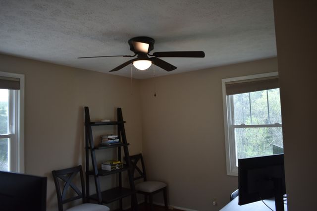 115 Harris Hollow Rd, Pleasant Shade, TN 37145