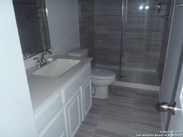 1142 Roaring Falls, New Braunfels, TX 78132