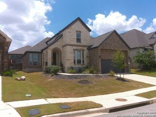 1142 Roaring Falls, New Braunfels, TX 78132