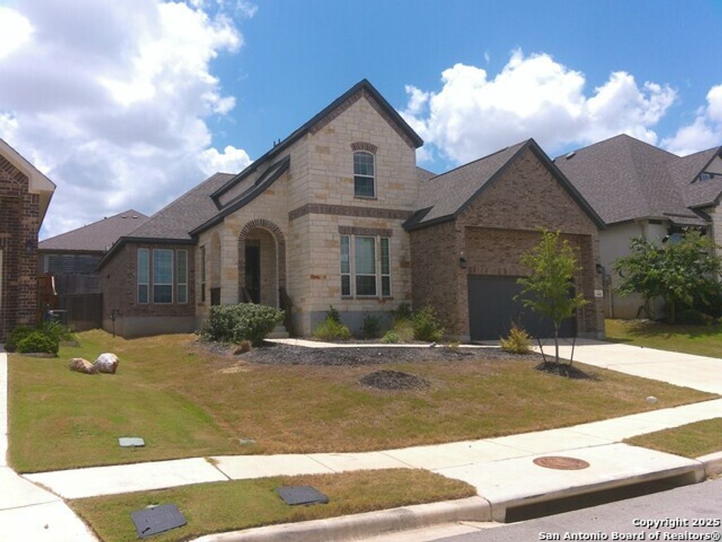 1142 Roaring Falls, New Braunfels, TX 78132