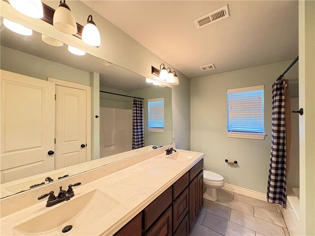 1440 Aniston Road, Centerton, AR 72719