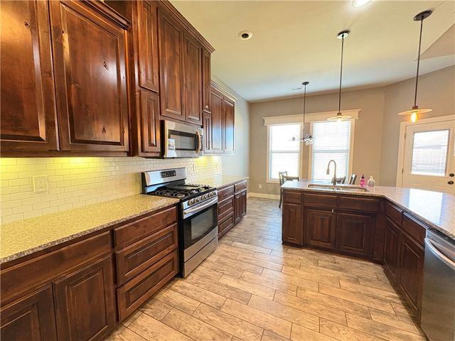 1440 Aniston Road, Centerton, AR 72719