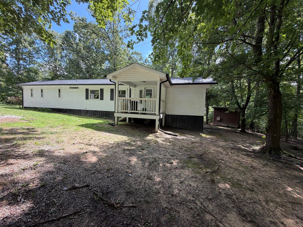 1004 Chestnut Ridge Road, Spring City, TN 37381
