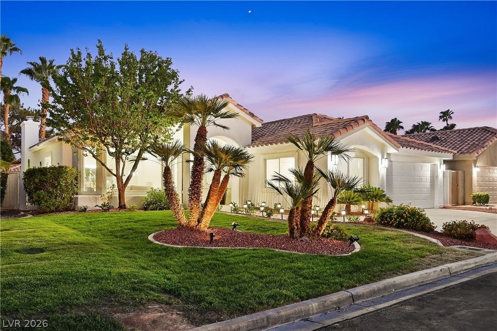 1612 Hidden Spring Drive, Las Vegas, NV 89117 — photo 2
