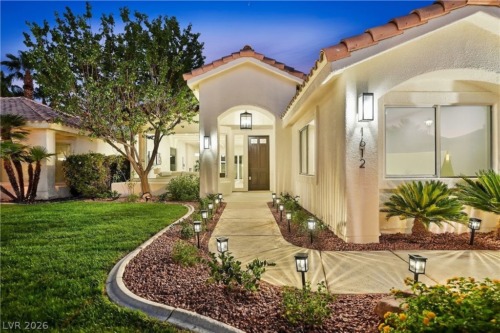 1612 Hidden Spring Drive, Las Vegas, NV 89117 — photo 5
